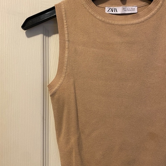Zara Ribbed High Neck Tank Top - Picture 2 of 7